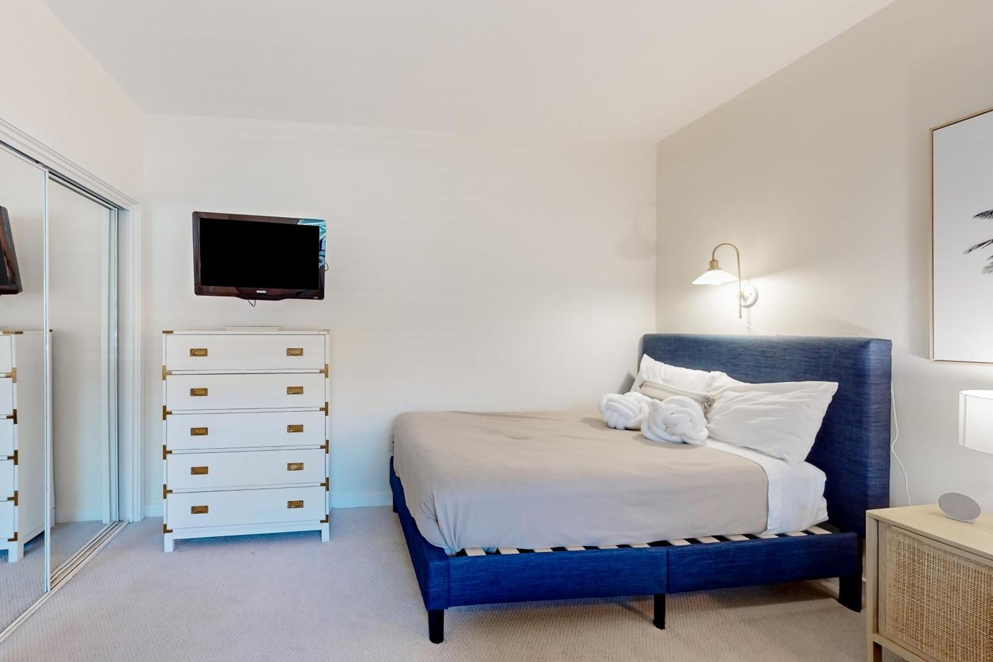 Captains Walk Condos Hilton Head Island Room photo
